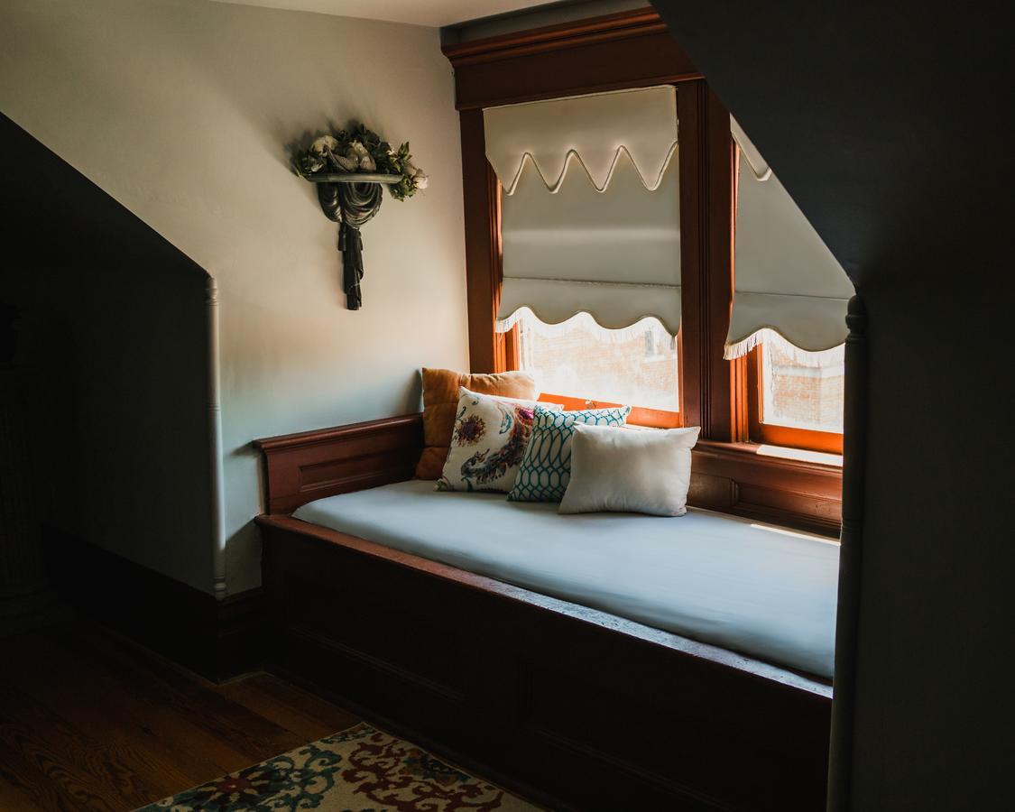 The Mansion At Elfindale Bed & Breakfast Springfield Bagian luar foto