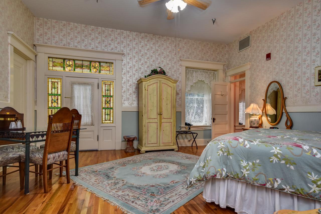 The Mansion At Elfindale Bed & Breakfast Springfield Ruang foto